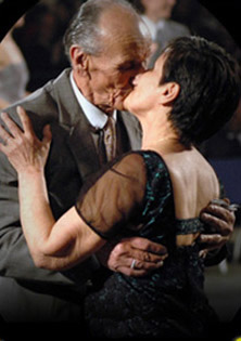 2007.06_leandro_palou_romina_godoy_04.jpg (22327 byte)