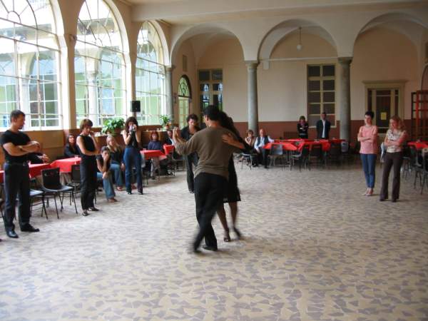 tango