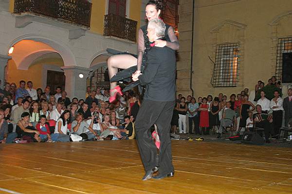 tango